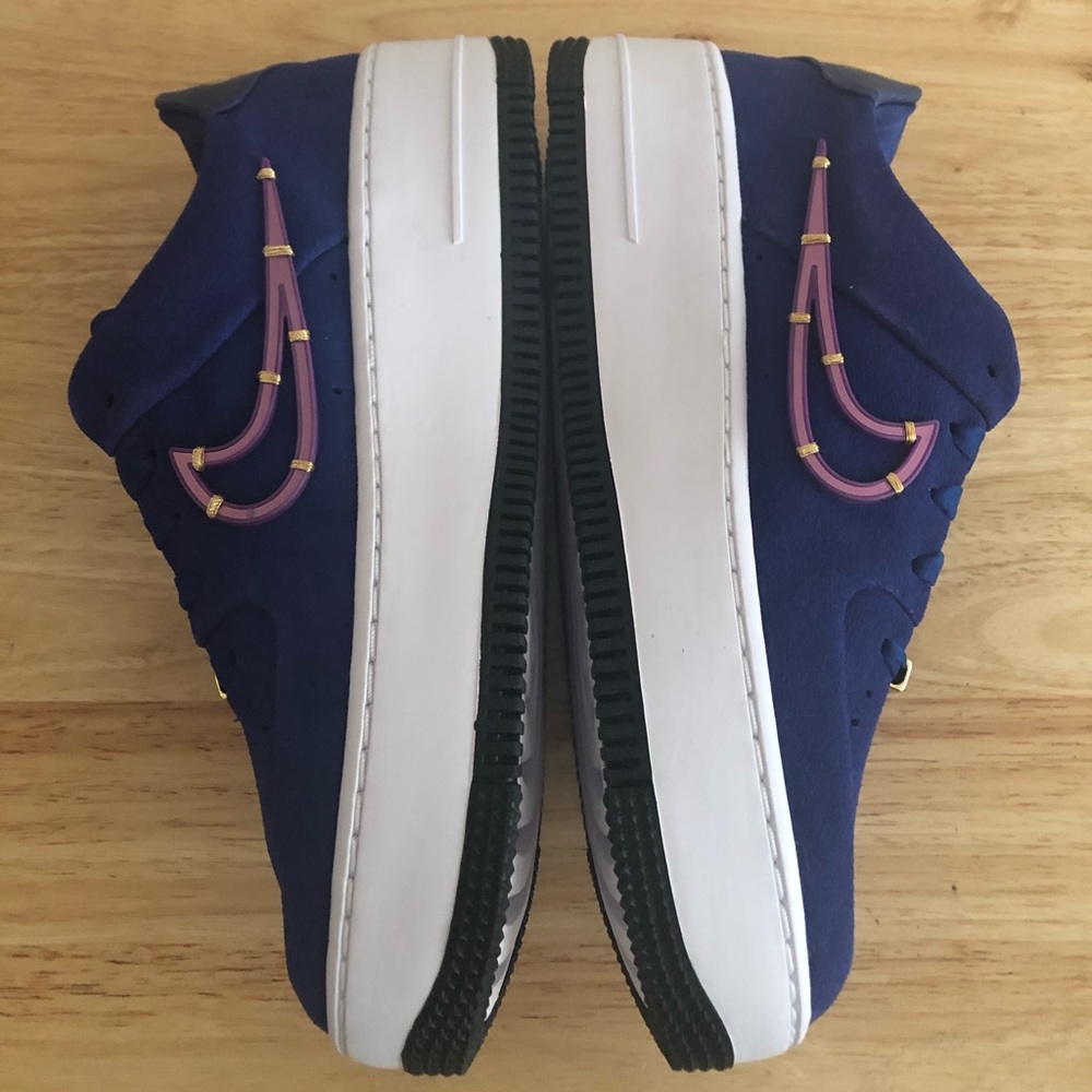 💙💖NIKE AIR FORCE 1 SNEAKERS - Picture 6 of 9